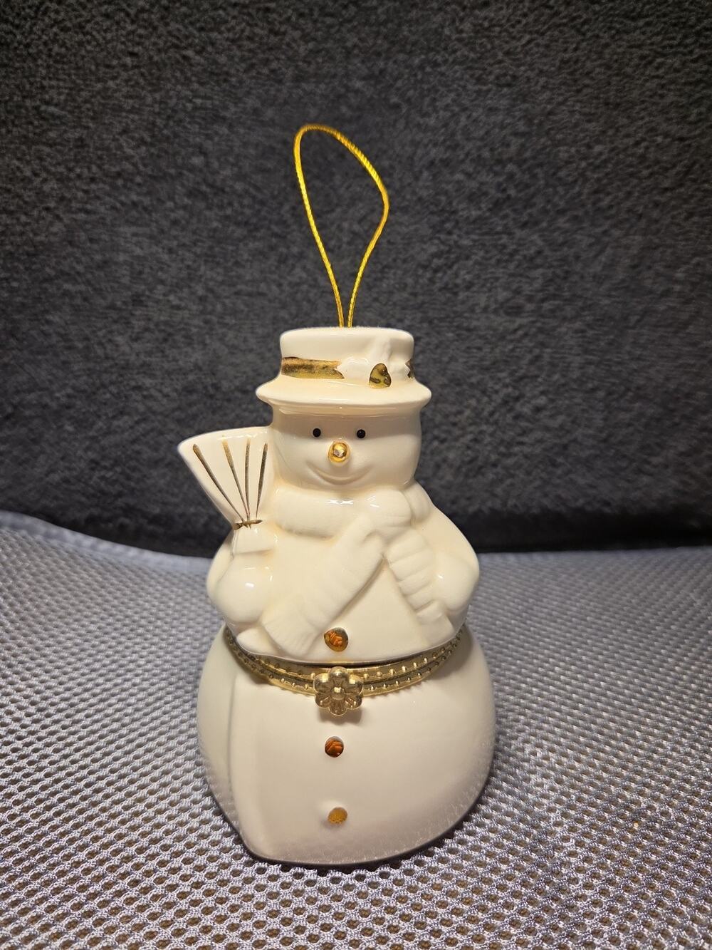 Mr. Christmas Hinged Snowman Music Box Ornament Porcelain
